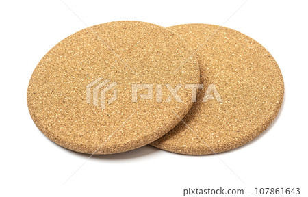 Empty round cork coaster Empty round cork coaster 107861643