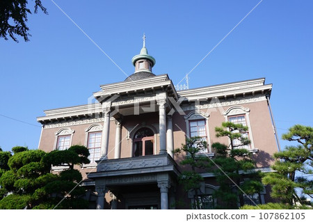 Country registered tangible cultural property "Josei Romankan" located in Tsuyama City, Okayama Prefecture Country registered tangible cultural property "Josei Romankan" located in Tsuyama City, Okayama Prefecture 107862105