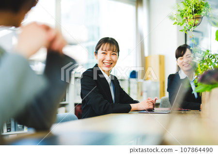  Business image 107864490