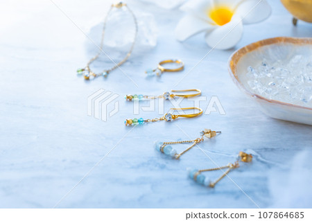 Natural stone and rhinestone accessories: earrings, rings, bracelets Natural stone and rhinestone accessories: earrings, rings, bracelets 107864685