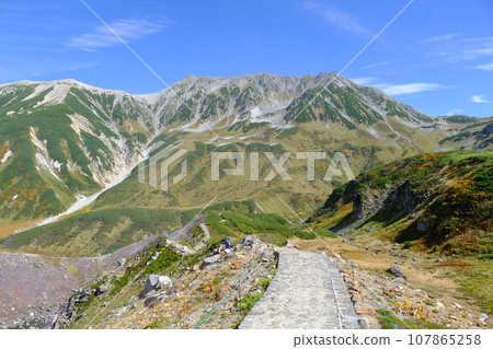 Tateyama hiking in early autumn Tateyama hiking in early autumn 107865258