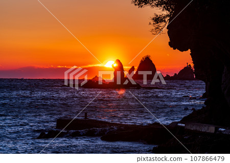 (Shizuoka Prefecture) Sunset at Nishi Izu and Otako Coast (Shizuoka Prefecture) Sunset at Nishi Izu and Otako Coast 107866479