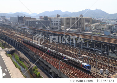 Limited express Super Hakuto train near Himeji Station 107868523