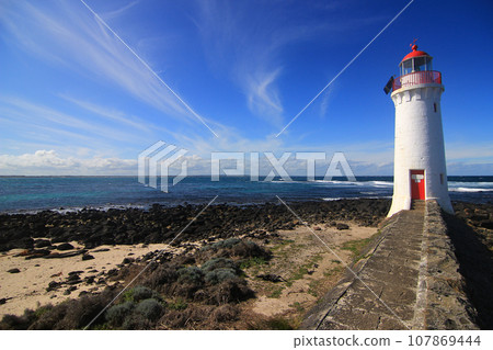 Australia's lighthouse 107869444