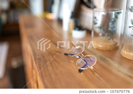 Glasses Glasses 107870776