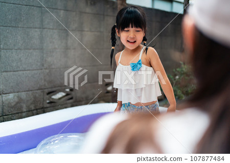 水池 兒童 孩子 107877484