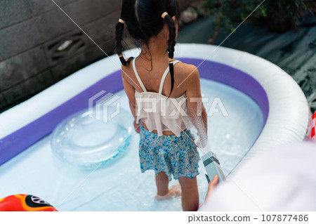 水池 兒童 孩子 107877486