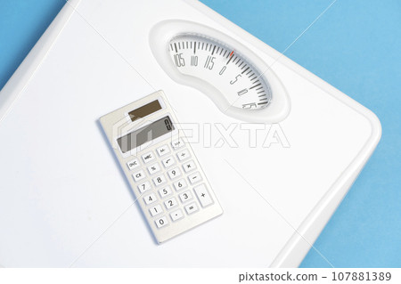 Weight scale and calculator diet image 107881389