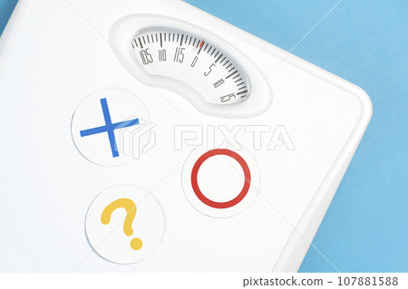 Diet image weight scale health meter Diet image weight scale health meter 107881588