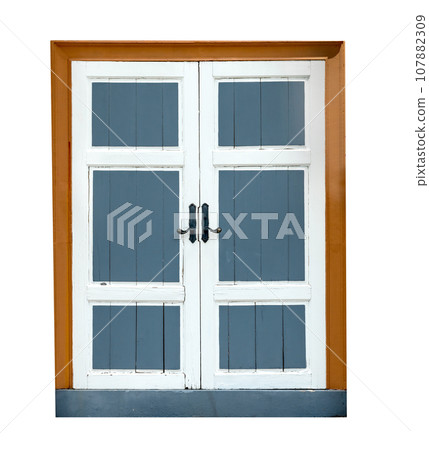 wooden door isolated wooden door isolated 107882309