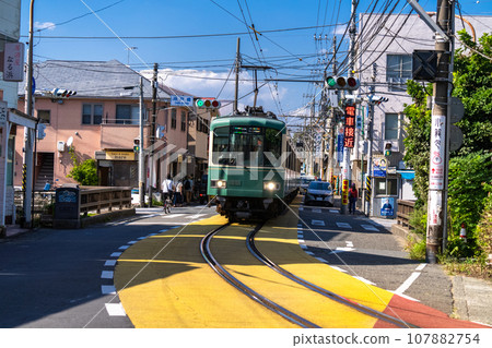 [神奈川縣]江之電貫穿的越越商店街 107882754