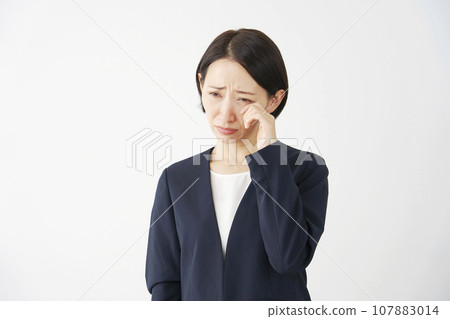 Crying business woman white background Crying business woman white background 107883014