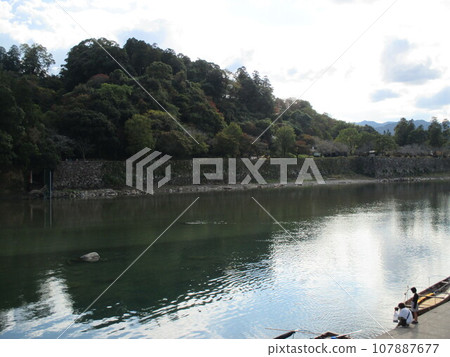 Scenery of the Kumagawa River, famous as one of Japan's three major rapids, in Hitoyoshi City, Kumamoto Prefecture Scenery of the Kumagawa River, famous as one of Japan's three major rapids, in Hitoyoshi City, Kumamoto Prefecture 107887677