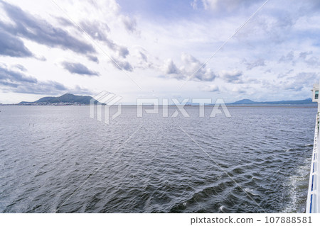 津輕海峽函館渡輪碼頭 函館山近海 搭船遊覽 津輕海峽函館渡輪碼頭 函館山近海 搭船遊覽 107888581