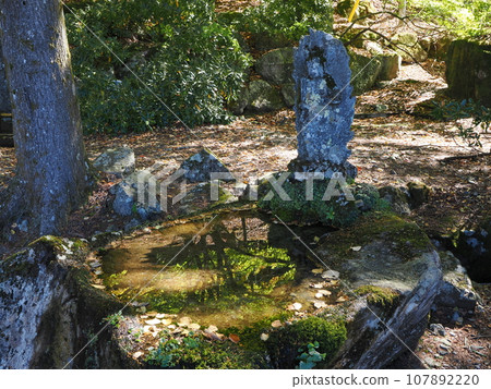 Autumn Oku-Nikko, Chuzenji Tachiboku Kannon, Enmeisui Autumn Oku-Nikko, Chuzenji Tachiboku Kannon, Enmeisui 107892220
