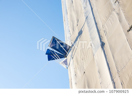 Building construction work Building construction work 107900925