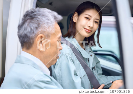 女司機開會 女司機開會 107901836