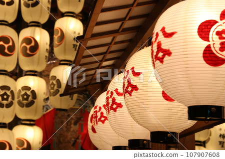 Funahoko Lantern 107907608