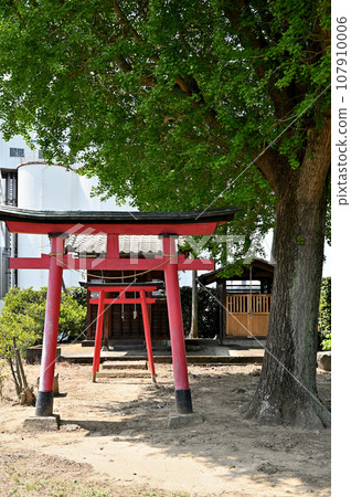 群馬縣大浦郡明和町南大島八幡神社稻荷屋 107910006