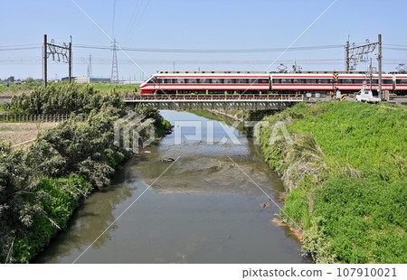 Railway Private Railway: Tobu Isesaki Line Limited Express Ryoumo No. 7 200 Series Gunma Prefecture Railway Private Railway: Tobu Isesaki Line Limited Express Ryoumo No. 7 200 Series Gunma Prefecture 107910021