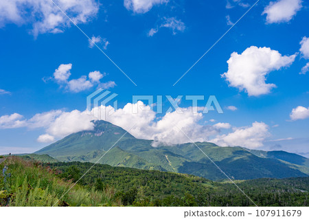 Usudake/Shiretoko National Park, the highest mountain on the Shiretoko Peninsula, Shiretoko Pass Usudake/Shiretoko National Park, the highest mountain on the Shiretoko Peninsula, Shiretoko Pass 107911679