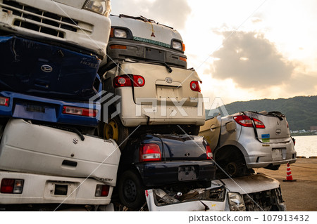 報廢汽車墓地 報廢汽車墓地 107913432