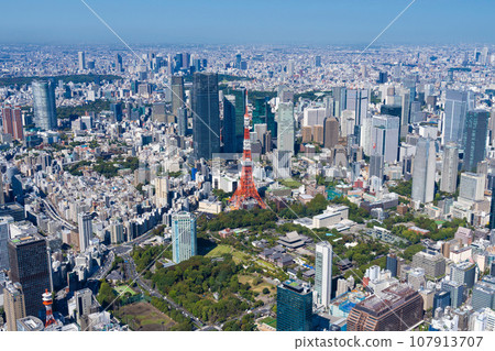 [城市景觀]2023年冠狀病毒結束後東京城市景觀的空拍 107913707