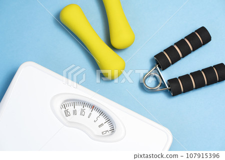 飲食圖片體重計肌肉訓練 飲食圖片體重計肌肉訓練 107915396