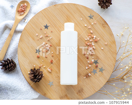 Natural skin care SPA beauty winter Christmas product design 107915944
