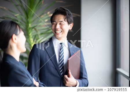 商務人士說話 商務人士說話 107919555