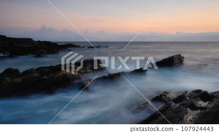 Sea of clouds pattern 107924443