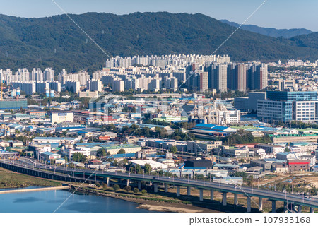 Cityscape of Daejeon capital of South Chungcheong province in South Korea 107933168