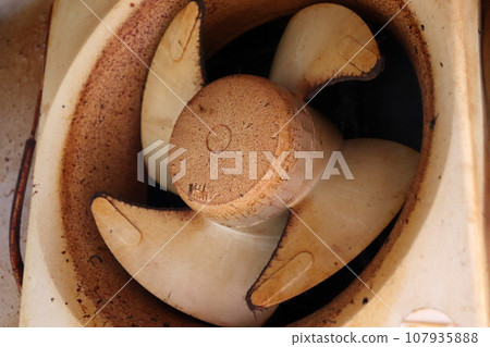 Dirty ventilator 107935888