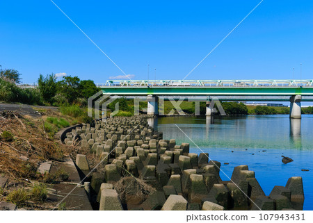Edogawa fishing spot in Kanamachi, Katsushika-ku, Tokyo October 2023 107943431