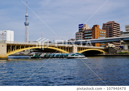 東京灣水上巴士和東京晴空塔 東京灣水上巴士和東京晴空塔 107948478