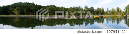 Iwate Prefecture/Motsuji Garden Pond and Mt. Kinkeisan panorama [World Heritage Site/Special Place of Scenic Beauty] 107951421