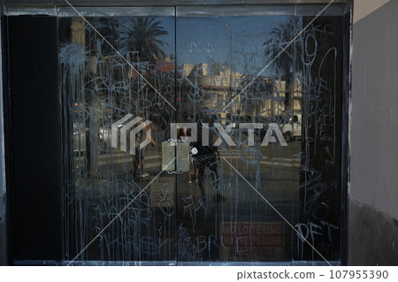 洛杉磯的安全 107955390