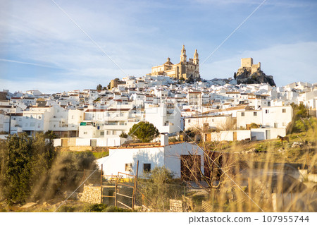 Panoramic of Olvera town, considered the gate of white towns route in the province of Cadiz, Spain. Panoramic of Olvera town, considered the gate of white towns route in the province of Cadiz, Spain. 107955744