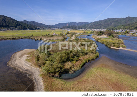 無人機攝影 | 空中拍攝清爽的藍天和琵琶湖以北的鹽津浜綠地公園 | 田園風光 | 滋賀縣長濱市 無人機攝影 | 空中拍攝清爽的藍天和琵琶湖以北的鹽津浜綠地公園 | 田園風光 | 滋賀縣長濱市 107955921