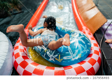 水池 兒童 孩子 107956493