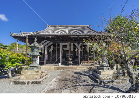 Anataji Temple Main Hall (Kameoka City, Kyoto Prefecture) 107960816