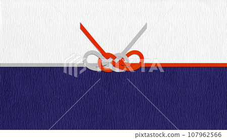 傳統的深藍色和紙與紅色和銀色的水引，一個持久的“淡路結”，帶來好運。 107962566