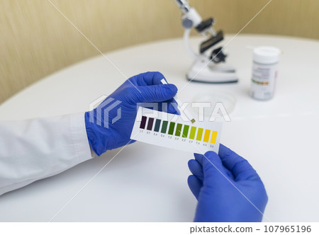 Bacterial Vaginosis. Vaginal pH. Diagnostic. Scale by which you can measure whether acidity normal or not. Normal acidity level shown in colors and must be compared with standard. Laboratory and home 107965196