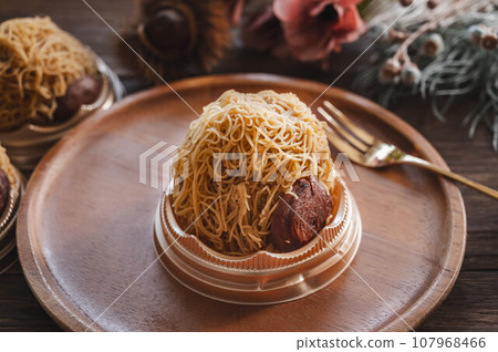 Autumn classic Mont Blanc 107968466