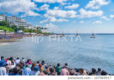 Mitani Festival, Dashi floats crossing the sea under the sea (Gamagori City, Aichi Prefecture) 107969917