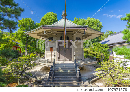 大覺寺直神經殿（京都市右京區佐賀大澤町） 107971878