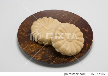 Monaka Monaka 107977407