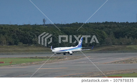 airplane airplane 107978835