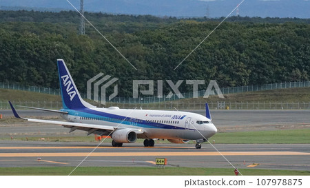 airplane airplane 107978875
