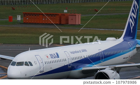 一架飛機 一架飛機 107978986